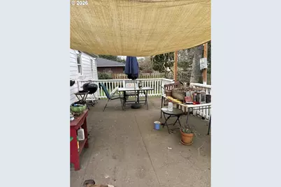 5835 W A St, West Linn, OR 97068 - Photo 14