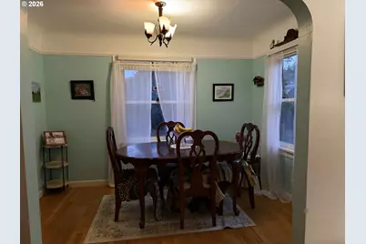 5835 W A St, West Linn, OR 97068 - Photo 8