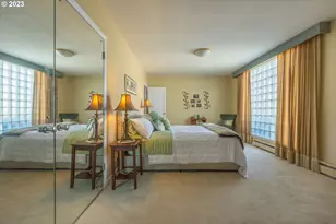 403 W 9th St, The Dalles, OR 97058 - Photo 16