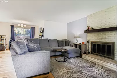 830 SE 214th Ave, Gresham, OR 97030 - Photo 6