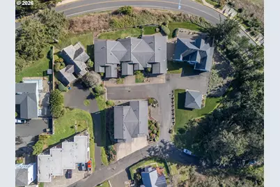 1133 SW 12th St, Newport, OR 97365 - Photo 12