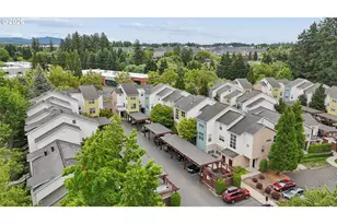 2004 NE Cadbury Ave, Hillsboro, OR 97006 - Photo 26