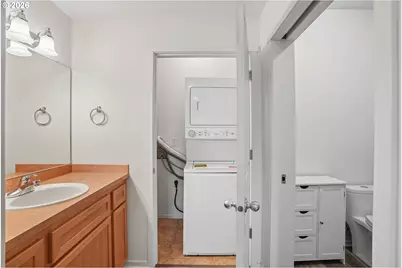 2004 NE Cadbury Ave #105, Hillsboro, OR 97006 - Photo 16