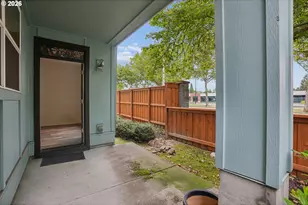 2004 NE Cadbury Ave, Hillsboro, OR 97006 - Photo 22