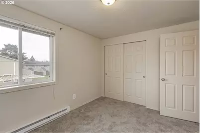 3305 E Vittoria Way #24, Newberg, OR 97132 - Photo 16