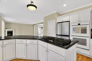 15806 SW Colyer Way, Tigard, OR 97224 - Photo 10