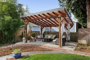 807 SE 28th Ave, Portland, OR 97214 - Photo 46