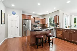 3410 SE Radcliff Ct, Hillsboro, OR 97123 - Photo 8