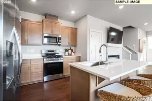 16845 SW Yarra Ln, Tigard, OR 97224 - Photo 4