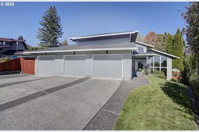 1922 NW 112th Cir, Vancouver, WA 98685 - Photo 2