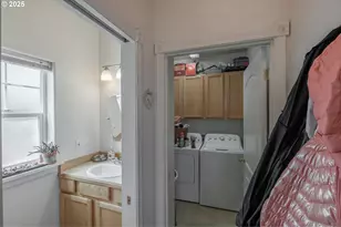 1036 9th St, Florence, OR 97439 - Photo 20