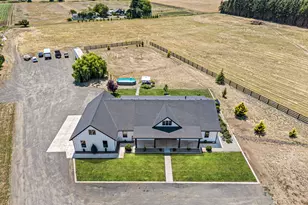 30186 Heather Oak Dr, Junction City, OR 97448 - Photo 6