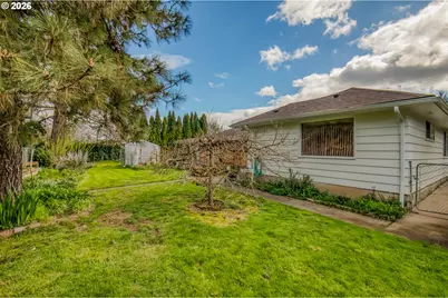 1611 Camino Dr, Forest Grove, OR 97116 - Photo 24