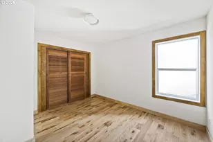 1895 NW 127th Pl, Portland, OR 97229 - Photo 26