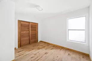 1895 NW 127th Pl, Portland, OR 97229 - Photo 26