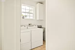 1895 NW 127th Pl, Portland, OR 97229 - Photo 20