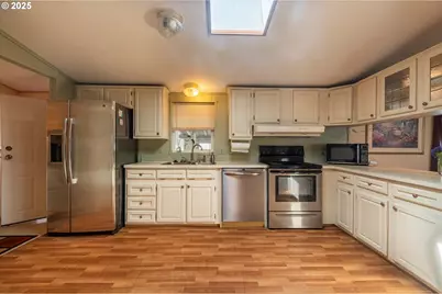 97940 W Benham Ln #4, Brookings, OR 97415 - Photo 16