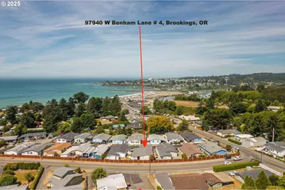 97940 W Benham Ln #4, Brookings, OR 97415 - Photo 2