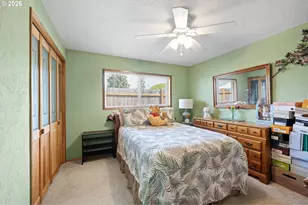 2465 17th St, Springfield, OR 97477 - Photo 28