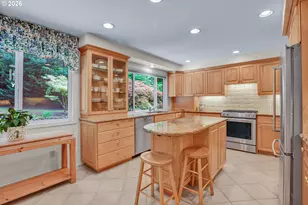 21 Westminster Dr, Lake Oswego, OR 97034 - Photo 14