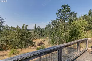 31212 Camas Ln, Eugene, OR 97405 - Photo 36