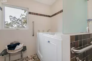 31212 Camas Ln, Eugene, OR 97405 - Photo 30