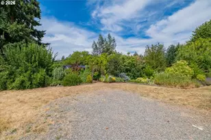 37625 Sunset Ln, Brownsville, OR 97327 - Photo 6