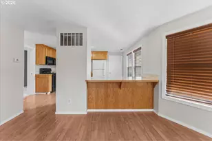 254 N 6th St, Saint Helens, OR 97051 - Photo 8