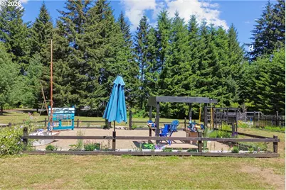 4912 NE Littlefield Dr, La Center, WA 98629 - Photo 42