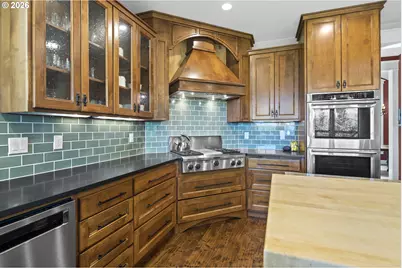 4912 NE Littlefield Dr, La Center, WA 98629 - Photo 8