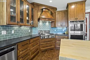 4912 NE Littlefield Dr, La Center, WA 98629 - Photo 8