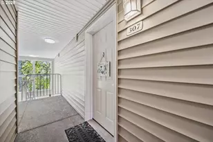 730 NW 185th Ave, Beaverton, OR 97006 - Photo 4