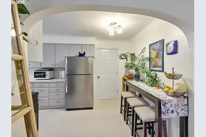 2075 Laurel Ave NE, Salem, OR 97301 - Photo 6