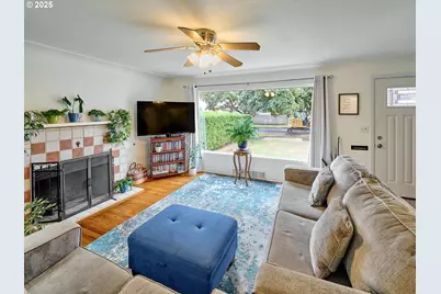 2075 Laurel Ave NE, Salem, OR 97301 - Photo 4