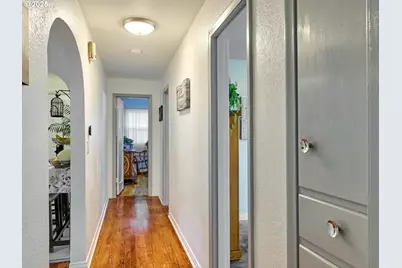 2075 Laurel Ave NE, Salem, OR 97301 - Photo 12