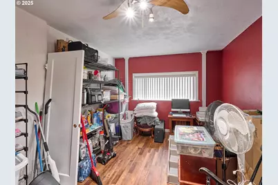 2075 Laurel Ave NE, Salem, OR 97301 - Photo 18