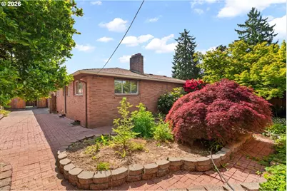 10919 SE Mill Ct, Portland, OR 97216 - Photo 36