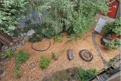 2817 NE Weidler St, Portland, OR 97232 - Photo 38