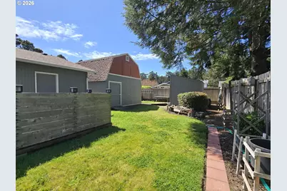1265 34th Pl, Florence, OR 97439 - Photo 26
