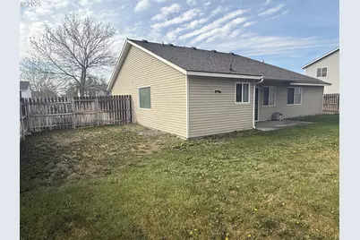 617 E Oregon Ave, Hermiston, OR 97838 - Photo 24