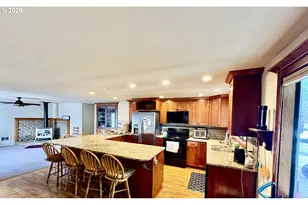 747 Evergreen Loop, Reedsport, OR 97467 - Photo 6