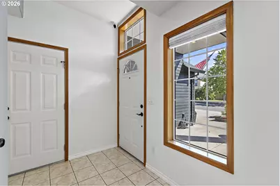 1682 SE 11th Ave, Canby, OR 97013 - Photo 4