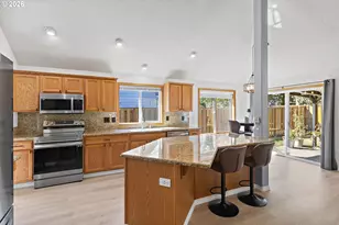 1682 SE 11th Ave, Canby, OR 97013 - Photo 8
