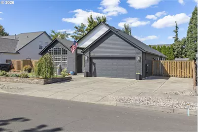 1682 SE 11th Ave, Canby, OR 97013 - Photo 2