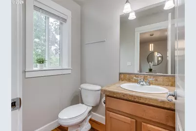 4819 SW Beaverton Hillsdale Hwy SW, Portland, OR 97221 - Photo 12