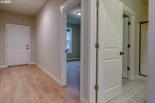 2702 S Ivy St, Cornelius, OR 97113 - Photo 4