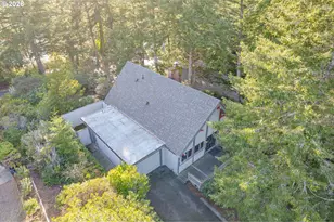 1310 Mulberry Ln, Florence, OR 97439 - Photo 42