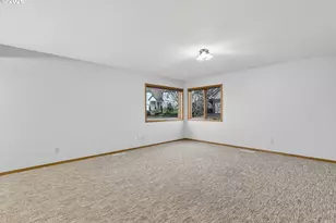 2277 SW Nancy Pl, Gresham, OR 97080 - Photo 36