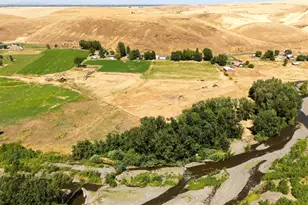 54884 Day Rd, Milton-Freewater, OR 97862 - Photo 1