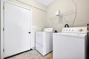2116 NE 142nd Ave, Portland, OR 97230 - Photo 24